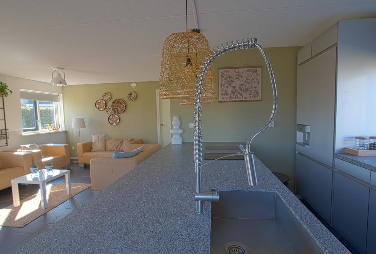 Luxus Familienvilla Mit Jacuzzi & Sauna Tzummarum Eksteriør bilde